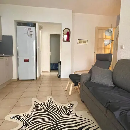Apartment Agreable 23 Pieces Centre *